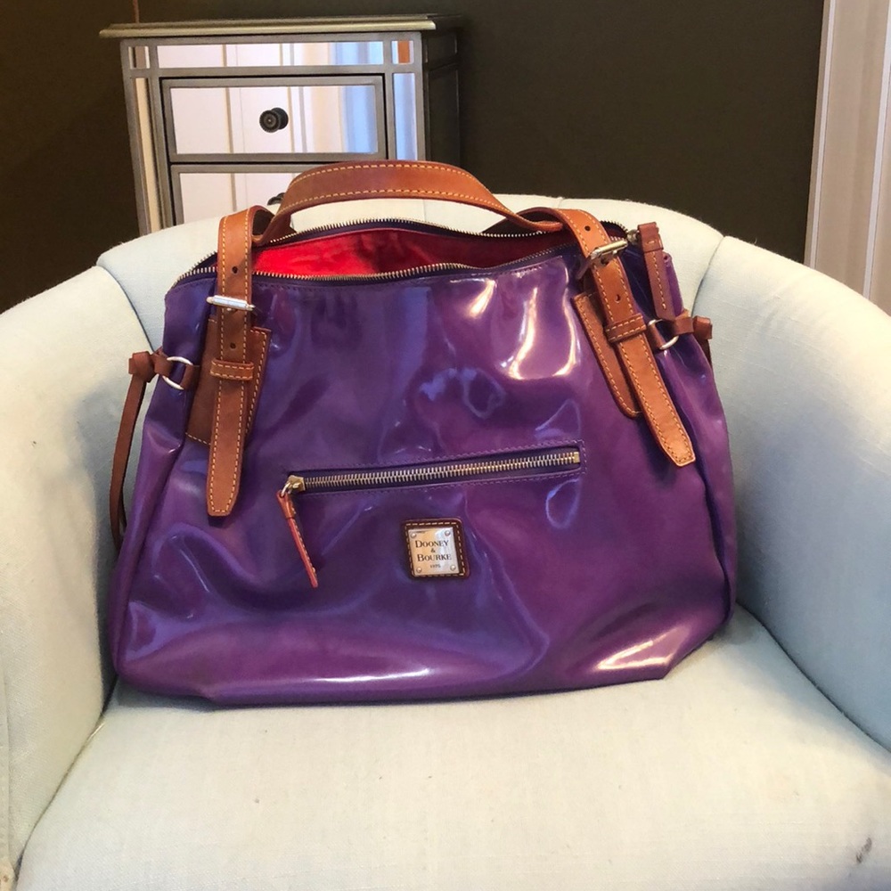 Dooney & Bourke Venus Nina bag- Large